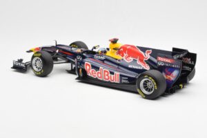Red Bull Racing Renault RB7 #1 S. Vettel F1 World Champion Showcar 2011 Minichamps 1:18 113110271 Metall — Bild 5 von 6