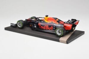 Red Bull RB15 #33 M. Verstappen German GP Winner Wet 2019 Minichamps 1:18 113191133 Metall — Bild 5 von 7