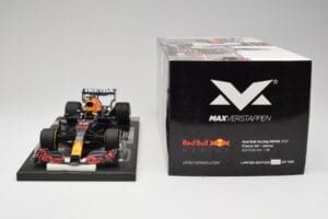 Red Bull RB16B #33 M. Verstappen France GP Winner 2021 Minichamps 1:18 113210833 Metall — Bild 7 von 7