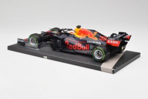 Red Bull RB16B #33 M. Verstappen Emilia Romagna GP Winner 2021 Minichamps 1:18 113210233T Metall — Bild 5 von 6