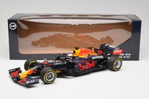 Red Bull RB16B #33 M. Verstappen Emilia Romagna GP Winner Mid Race Tyres 2021 Minichamps 1:18 110210133 Metall — Bild 6 von 7