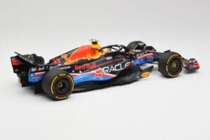 Red Bull RB19 #1 M. Verstappen Austin GP Winner 2023 Minichamps 1:18 110231901 Metall — Bild 2 von 6