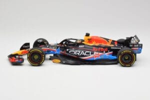 Red Bull RB19 #11 S. Perez Austin GP 2023 Minichamps 1:18 110231911 Metall — Bild 3 von 6