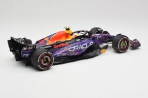 Red Bull RB19 #11 S. Perez Las Vegas GP 3rd 2023 Minichamps 1:18 110232211 Metall — Bild 2 von 6