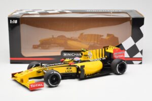 Renault F1 Team R30 #11 V. Petrov Showcar F1 2010 Minichamps 1:18 150100082 Metall — Bild 6 von 6
