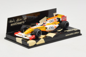 Renault R29 #8 N. Piquet Jr. Showcar F1 2009 Minichamps 1:43 400090078 Metall — Bild 2 von 5