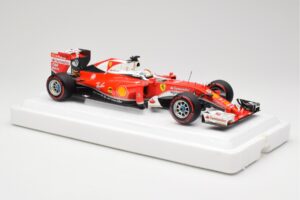 Scuderia Ferrari SF16-H #5 S. Vettel Italian GP 2016 BBR 1:18 BBR181625 Metall — Bild 4 von 7