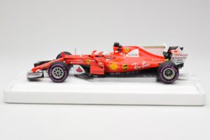 Scuderia Ferrari SF70H #5 S. Vettel Winner Australian GP 2017 BBR 1:18 BBR181705 Metall — Bild 3 von 7