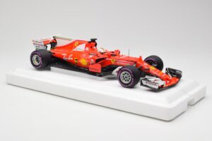 Scuderia Ferrari SF70H #5 S. Vettel Winner Australian GP 2017 BBR 1:18 BBR181705 Metall — Bild 4 von 7