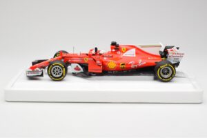 Scuderia Ferrari SF70H #5 S. Vettel Winner Australian GP 2017 End of Race BBR 1:18 BBR181705-E Metall — Bild 3 von 7