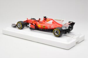 Scuderia Ferrari SF70H #5 S. Vettel Winner Australian GP 2017 End of Race BBR 1:18 BBR181705-E Metall — Bild 5 von 7