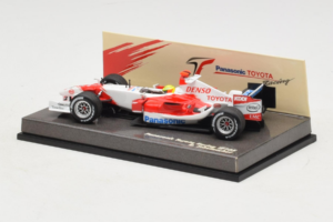 Toyota TF105 #17 R. Schumacher Panasonic Toyota Racing F1 2005 Minichamps 1:43 AM58296 Metall — Bild 3 von 5