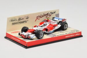 Toyota TF107 #12 J. Trulli Showcar 2007 Minichamps 1:43 403070082 Metall — Bild 2 von 5