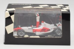 Toyota TF105 #16 J. Trulli Malaysia GP Podium 2005 Minichamps 1:43 400050116 Metall — Bild 4 von 4