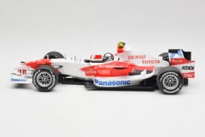 Toyota TF107 #12 J. Trulli F1 Launch Livery 2007 Minichamps 1:18 AM601321 Metall — Bild 3 von 6