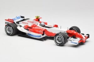 Toyota TF107 #12 J. Trulli F1 Launch Livery 2007 Minichamps 1:18 AM601321 Metall — Bild 4 von 6