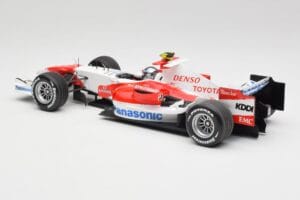 Toyota TF107 #12 J. Trulli F1 Launch Livery 2007 Minichamps 1:18 AM601321 Metall — Bild 5 von 6