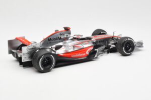 McLaren MP4-22 Mercedes #1 F. Alonso Showcar 2007 Minichamps 1:18 533071871 Metall — Bild 2 von 6