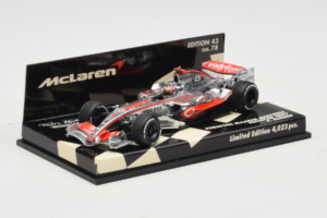 McLaren MP4-22 Mercedes #1 F. Alonso Vodafone McLaren Showcar F1 2007 Minichamps 1:43 530074371 Metall — Bild 2 von 5