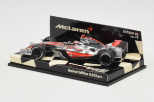 McLaren MP4-22 Mercedes #1 F. Alonso Vodafone McLaren Showcar F1 2007 Minichamps 1:43 530074371 Metall — Bild 3 von 5
