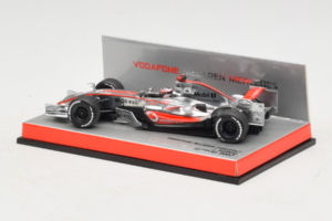 McLaren MP4-22 Mercedes #1 F. Alonso Vodafone McLaren Showcar F1 2007 Minichamps 1:43 533074371 Metall — Bild 3 von 5