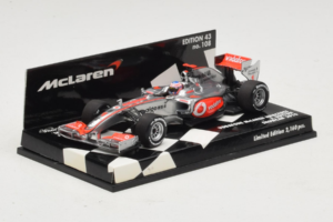 Vodafone McLaren Mercedes MP4-25 J. Button F1 Showcar 2010 Minichamps 1:43 530104371 Metall — Bild 2 von 5