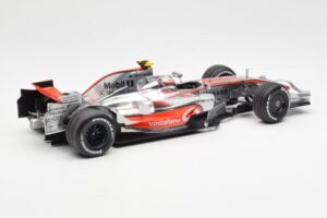 McLaren MP4-23 Mercedes #23 H. Kovalainen 2008 Minichamps 1:18 530081823 Metall — Bild 2 von 6