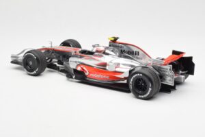 McLaren MP4-23 Mercedes #23 H. Kovalainen 2008 Minichamps 1:18 530081823 Metall — Bild 5 von 6