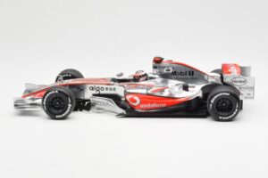 McLaren MP4-22 Mercedes #1 F. Alonso Presentation Valencia 2007 Minichamps 1:18 538071871 Metall — Bild 3 von 6