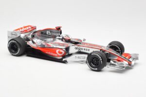 McLaren MP4-22 Mercedes #1 F. Alonso Presentation Valencia 2007 Minichamps 1:18 538071871 Metall — Bild 4 von 6