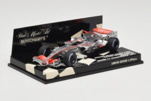 Dallara F303 N. Piquet British F3 Championship 2003 Minichamps 1:43 400030333 Metall — Bild 2 von 5