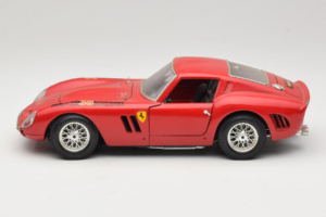 Ferrari 250 GTO Rot Bburago 1:18 B003 Metall — Bild 4 von 8