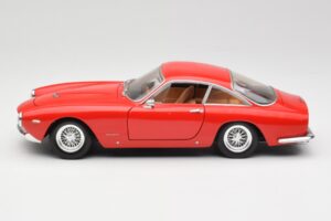Ferrari 250 GT Berlinetta SWB Rot Hot Wheels 1:18 B6053 Metall — Bild 4 von 8