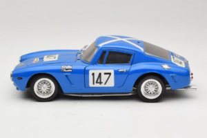 Ferrari 250 GT Berlinette #147 Blau Jouef Evolution 1:18 3023 Metall — Bild 4 von 8