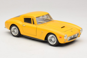 Ferrari 250 GT Berlinetta Gelb Jouef Evolution 1:18 301200 Metall — Bild 6 von 8