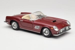 Ferrari 250 GT California Spider LWB Kastanienrot Hot Wheels 1:18 25727 Metall — Bild 6 von 8