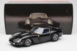 Ferrari 250 GTO Schwarz Kyosho 1:18 08431BK Metall — Bild 8 von 8