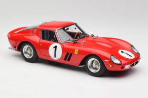 Ferrari 250 GTO #1 P. Rodriguez / W. Mairesse Paris 1000km 1962 CMC 1:18 M-254 Metall — Bild 4 von 6