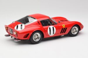 Ferrari 250 GTO #11 J. Surtees / M. Parkes Paris 1000km 1962 CMC 1:18 M-249 Metall — Bild 2 von 6