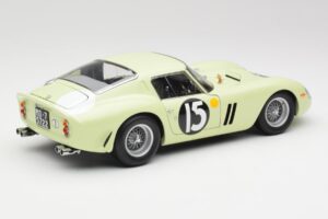 Ferrari 250 GTO #15 S. Moss / I. Ireland Goodwood Tourist Trophy Winner 1962 Kyosho 1:18 08438C Metall — Bild 3 von 8