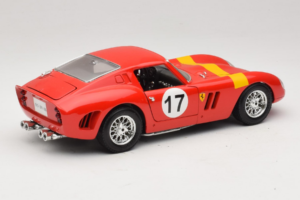 Ferrari 250 GTO #17 Bburago Sammlerborse Rot Bburago 1:18 3007-P1 Metall — Bild 3 von 8