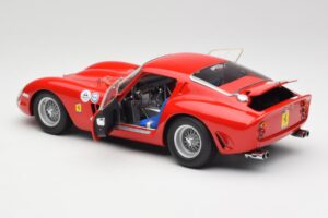 Ferrari 250 GTO #18 P. Rodriguez Daytona Continental 3 Hours Winner 1963 Kyosho 1:18 08438F Metall — Bild 5 von 8