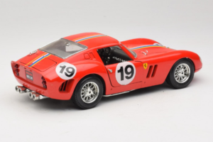 Ferrari 250 GTO #19 Rot Streifen 1962 Bburago 1:18 3011-P3 Metall — Bild 3 von 8