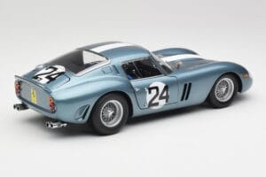 Ferrari 250 GTO #24 P. Rodriguez 12 Hours of Sebring GT3.0 Winner 1962 Kyosho 1:18 08438D Metall — Bild 3 von 8
