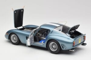 Ferrari 250 GTO #24 P. Rodriguez 12 Hours of Sebring GT3.0 Winner 1962 Kyosho 1:18 08438D Metall — Bild 5 von 8