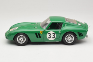 Ferrari 250 GTO #33 Grün Bburago 1:18 3011-G1 Metall — Bild 4 von 8