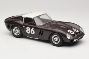 Ferrari 250 GTO #86 Schwarz Bburago 1:18 3011-B1 Metall — Bild 6 von 8
