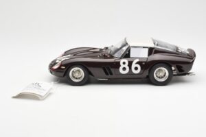Ferrari 250 GTO #86 Targa Florio 1962 CMC 1:18 M-156 Metall — Bild 3 von 6