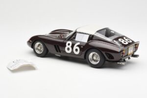 Ferrari 250 GTO #86 Targa Florio 1962 CMC 1:18 M-156 Metall — Bild 5 von 6