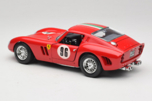 Ferrari 250 GTO #96 Rot 1962 Bburago 1:18 3011-N1 Metall — Bild 7 von 8